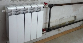 Установка биметаллических радиаторов отопления в квартире в Обнинске - от 2089 руб.